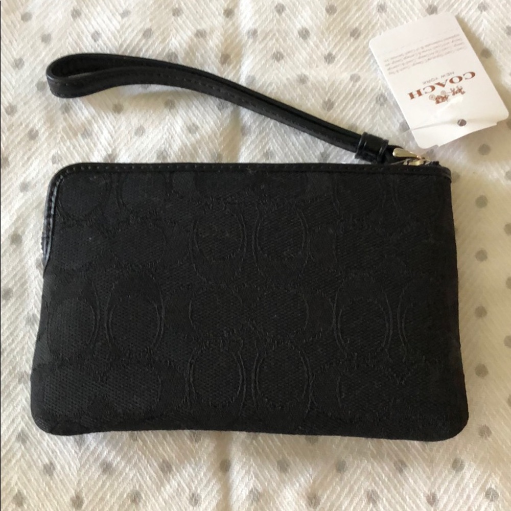 Coach wristlet - Picture 2 of 4